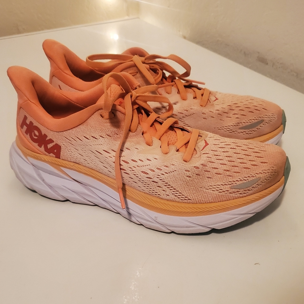 Women's Hoka Clifton 8